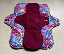 Load image into Gallery viewer, Ready to ship 11” heavy overnight organic flannel top menstrual pad organic fleece absorbent core reusable cloth pads priced per pad