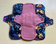 Load image into Gallery viewer, organic flannel top menstrual pads organic fleece absorbent core reusable cloth pads liners moderate heavy flow priced per pad