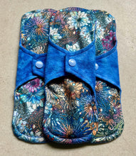 Load image into Gallery viewer, Cloth pads • cloth menstrual pads • organic bamboo and cotton core • reusable sanitary napkins • liners • moderate • heavy • priced per pad