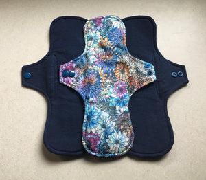 Ready to ship 7” Thong cloth menstrual pad organic fleece absorbent core washable and reusable sanitary napkin cloth pads priced per pad