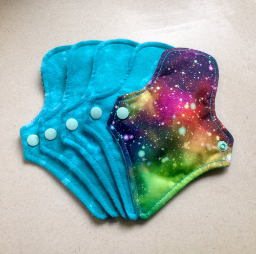 5 Thong Pantyliners Blue/Galaxy