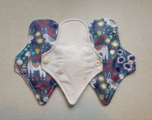 Thong Pantyliner 7" White/Llama Organic Top