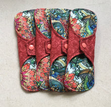 Load image into Gallery viewer, Paprika/Paisley Flannel Top