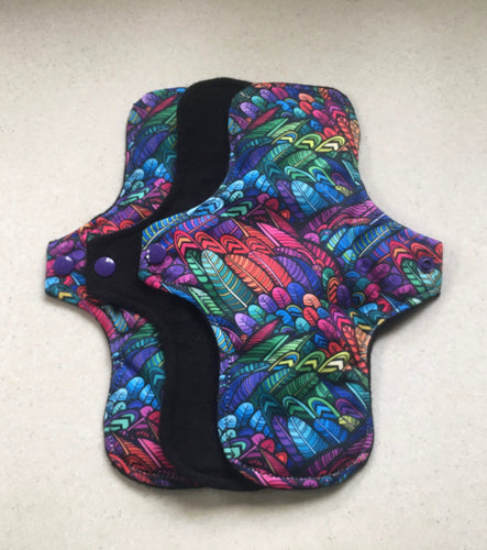 4 Pad Set Black/Rainbow Feathers