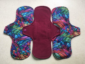 5 Pad Set Organic Burgundy/Rainbow Feathers