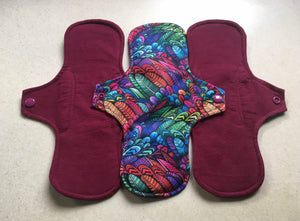 5 Pad Set Organic Burgundy/Rainbow Feathers