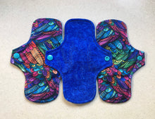 Load image into Gallery viewer, Blue/Rainbow Feathers Flannel Top