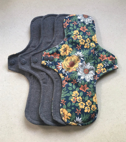 Gray/Flowers Organic Top