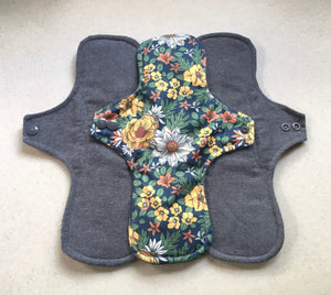 5 Pad Set Organic Gray/Flowers