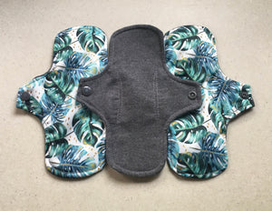 Gray/Monstera Organic Top