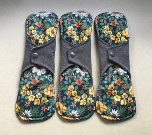 5 Pad Set Organic Gray/Flowers