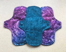Load image into Gallery viewer, Ready to ship cloth menstrual pad organic fleece absorbent core washable and reusable sanitary napkin cloth pads priced per pad