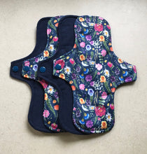 Load image into Gallery viewer, Navy/Flowers Organic Top