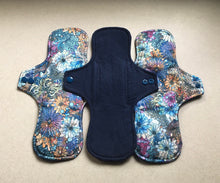 Load image into Gallery viewer, Navy/Flowers Organic Top