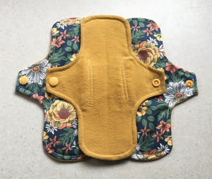 5 Pad Set Organic Yellow/Flower