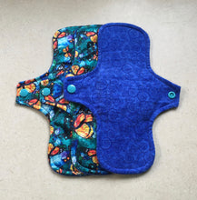 Load image into Gallery viewer, Blue/Butterfly Flannel Top