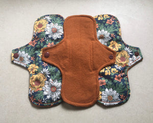 Rust/Flowers Organic Top