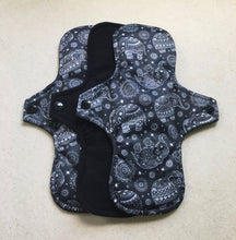 Load image into Gallery viewer, Black/Elephant Flannel Top