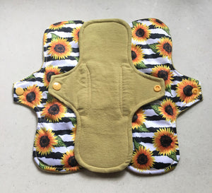 Lemongrass/Sunflowers Organic Top