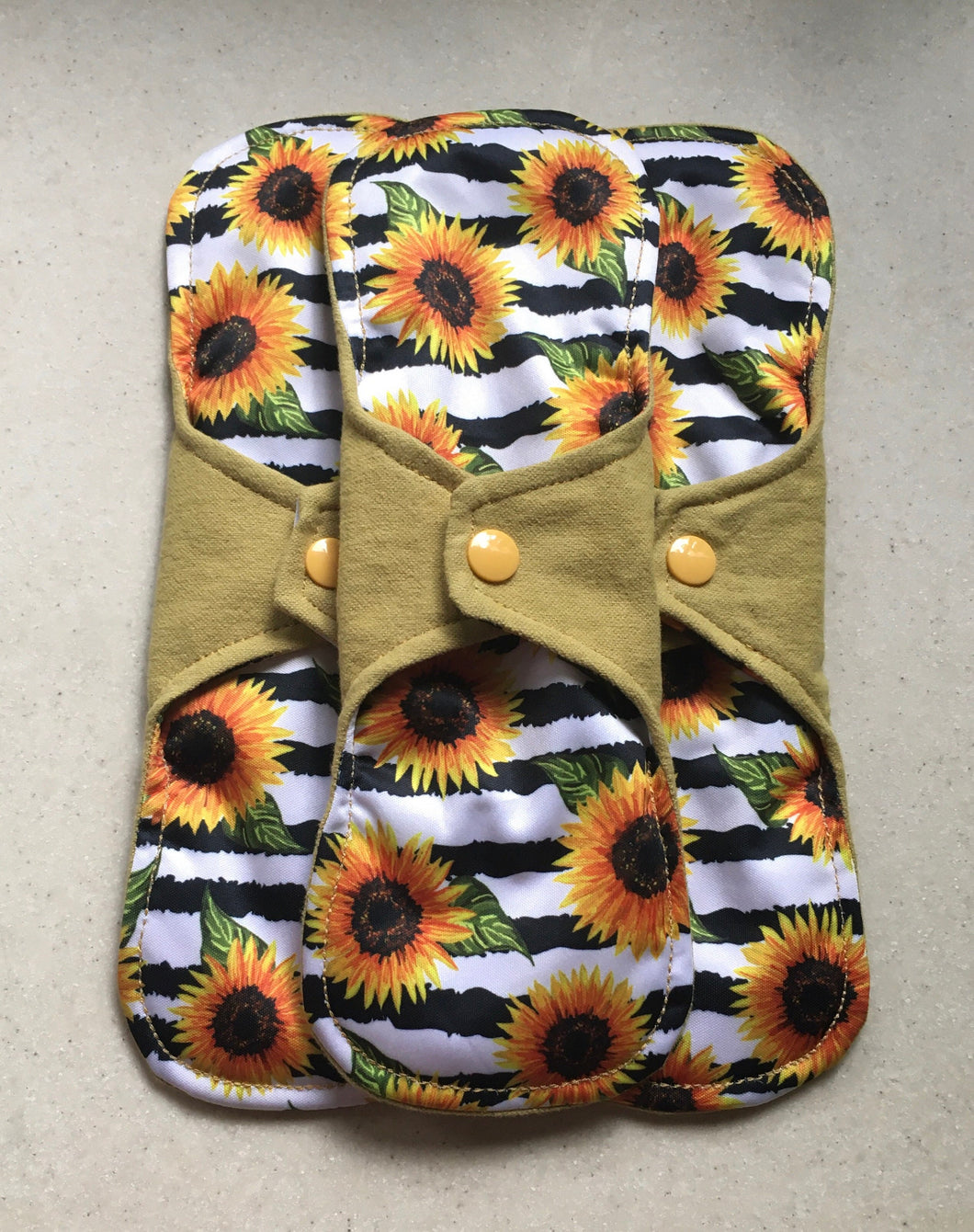 Lemongrass/Sunflowers Organic Top