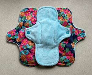 Ready to ship minky top menstrual pad organic fleece absorbent core reusable cloth pads priced per pad